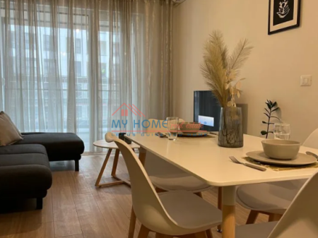 Apartament 1+1 me Qera tek 21 Dhjetori Tirane