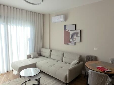Jepet me qira Apartament 1+1 i mobiluar