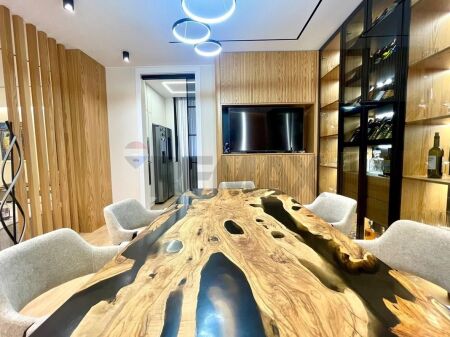 Apartament modern 3+1 ne Qender te Tiranes!