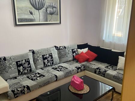 🏢At Agimi Buildings, near Cafe Roma, a 1+1 furnished apartment is for rent. 600 Euro