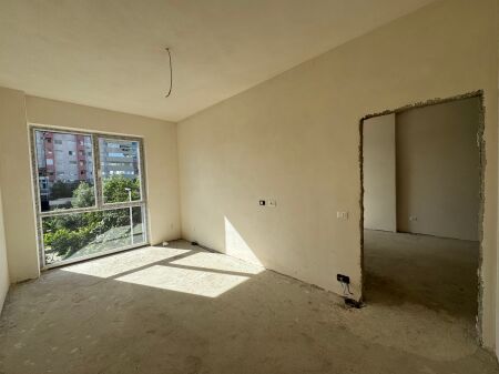 Apartament 1+1 , Hazizaj Eliston Ish Fusha Aviacionit