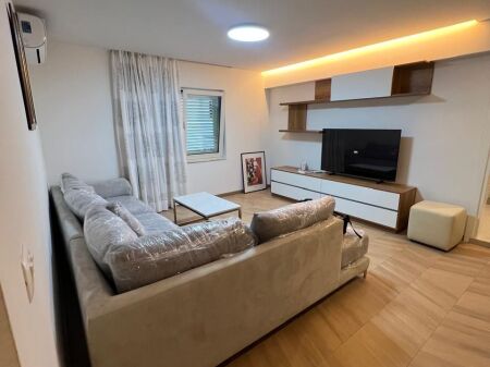 Apartment 1+1 for rent at Petro Nini