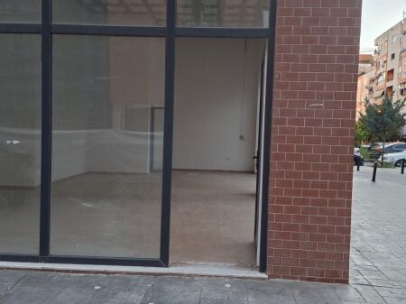 Space 60m2, at the new boulevard, 1000 euros