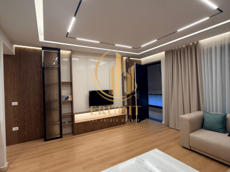 🏡 Appartamento 2+1 in affitto al secondo piano di una villa nella zona della Spiaggia Vecchia, Vlora