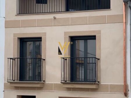 PRIVATE BUILDING FOR RENT AT SELVIA 1,600 EURO