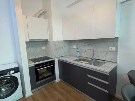 Appartamento 1+1 In Affitto a Ali Demi, Tirana 400 € /Mese