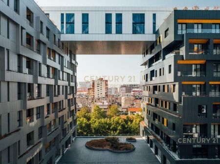 VENDESI 2 APPARTAMENTI A SQUARE 21-POSSIBILITÀ DI TRASFORMAZIONE IN DUPLEX