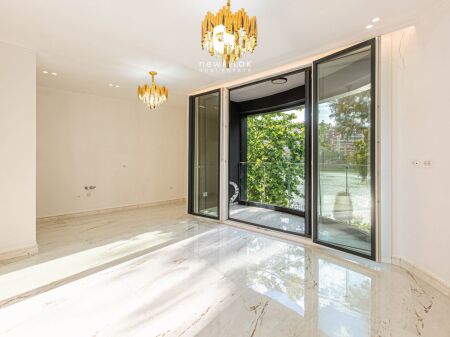For Rent: Luxury Office. 2+1+2wc +1 Parking Space - 93m² - 1st Floor (Dry Lake - Radisson)🔥Roadside | Great opportunity✨️ 1250€/Month 💶💶