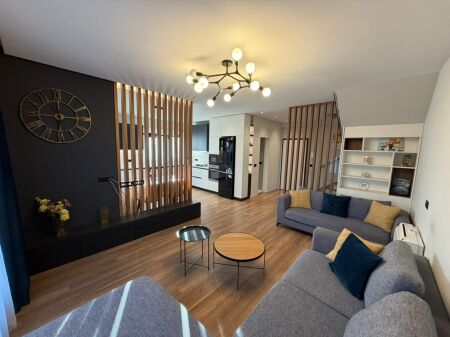 🏡 Duplex 3+1 apartment for rent in the 5 Maj area 💰 70,000 lekë /month