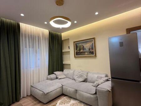In Affitto: Appartamento 1+1 (65 m²) 📍 Kodra e Diellit / Big Market (non in via Malore) Rifinito in ogni dettaglio || Tutto nuovo 🌸 50.000 Lek/Mese 🔥🔥