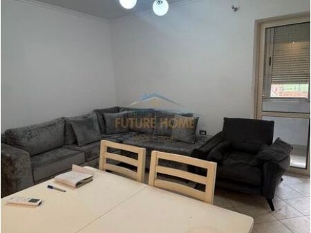 Qera Apartament 3+1, Rruga Fortuzi,Tiranë