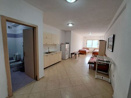 Garsoniere me Qera ne Yzberisht, Prane Rrethrrotullimit (ID 5201001)