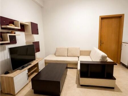 Rent | Shtëpi private 1 + 1 | Te Centrali Tirana| 300 €/month