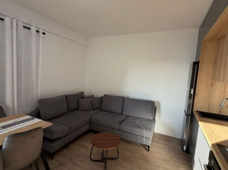 🏡 Apartment 1+1 for Sale | Shkëmbi i Kavajës, opposite Hotel Belavista
