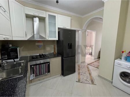 Appartamento 2+1 - In Affitto - Viale Migjeni, Tirana