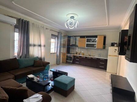 Shitet, Apartament 1+1, Unaza Re