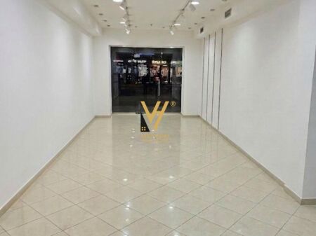 NEGOZIO IN VENDITA 75 M2 IN VIA KAVAJA 650.000 EURO