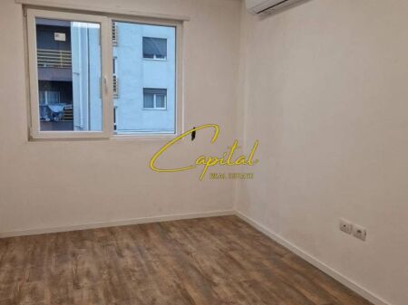 BUSINESS PREMISES FOR RENT 75 M2 ZOGU I ZI 65,000 LEKE