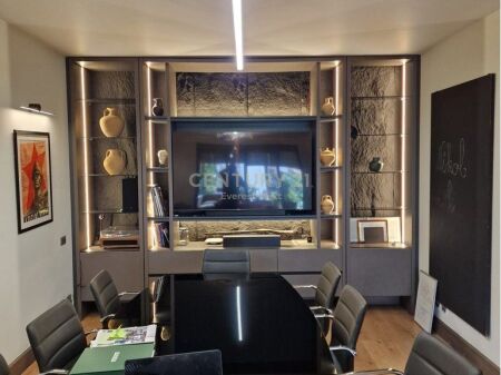 Office for Rent in Bllok!! 2,000 € /Month