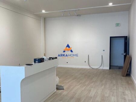 SHOP FOR RENT 65M2 "NEAR GLOBE, OPPOSITE DELIJORGJI" 140,000 LEKE