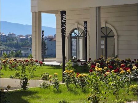 Porta  e Re, Sauk i Vjetër 182.750 €