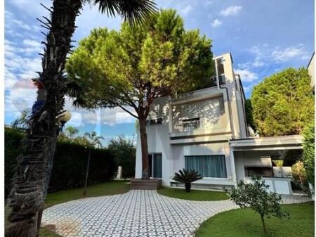 VILLA PRIMAVERA IN VENDITA, BAIA DI LALZ!