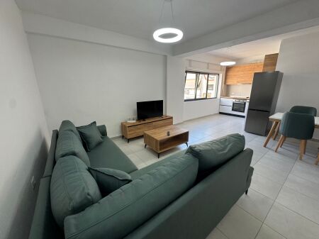 JEPET APARTAMENT 1+1 ME QERA KODRA DIELLIT 2