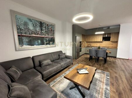 FOR RENT MODERN APARTMENT 2+1+2 + PARKING SPACE AT THE NEW MARKET! 1,300 €