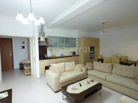 Apartament 2+1+2 per shitje tek Kompleksi Grand, Tregu Elektrik