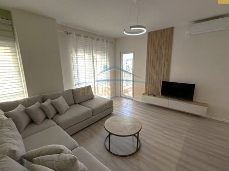 Rent, Apartment 1+1, Zogu i Zi, Tirana