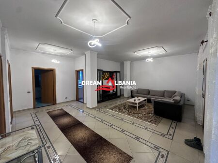 Affittasi appartamento 2+1 a Kinostudio ( ID 42215578)
