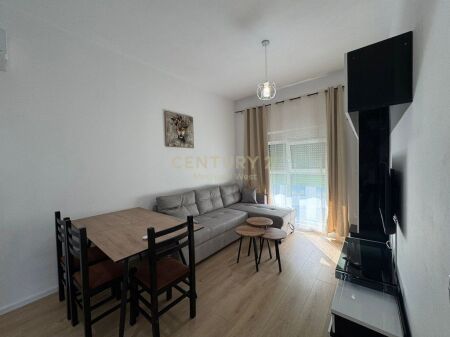 Apartment 2+1+2 for rent at Rezidenca Kadiu, Ali Demi 550 € /Month