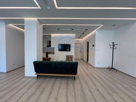 Rent, Apartment 2+1+2 Balconies, Bllok, Tirana.