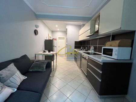 APARTA MENT ME QIRA 1+1 ISH BLLOKU 55.000 LEKE