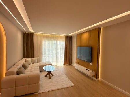 Shitet Apartament 2+1+2 (Me Hipotekë)    