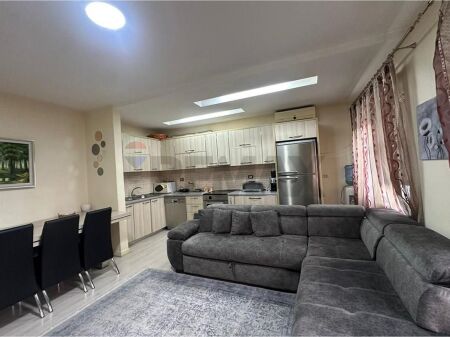 APARTAMENT 2+1 TE IRFAN TOMINI PER QIRA