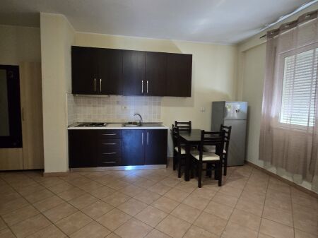 🏡 Apartament 2+1 në Shitje – Zona e Ish-Parkut, Tiranë