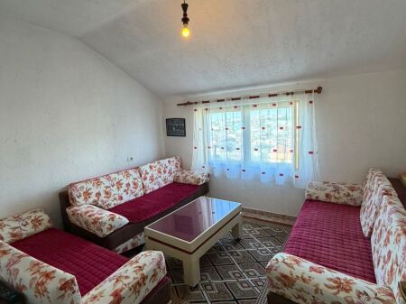 Apartment 2+1 for rent in Laprakë, near the Military Hospital.