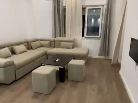 Apartament 1+1 me qera tek Kopshti Botanik