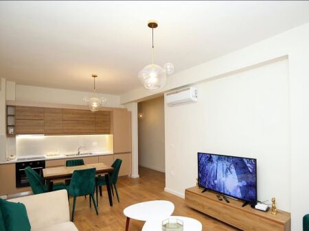 Apartament 1+1 me qira ne Lungomare, Vlore