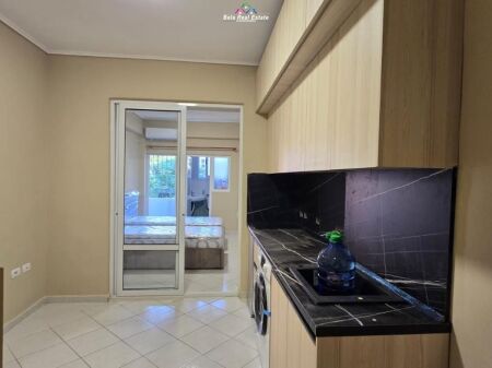 Monolocali in affitto a 21 Dhjetori (ID BG179) Tirana