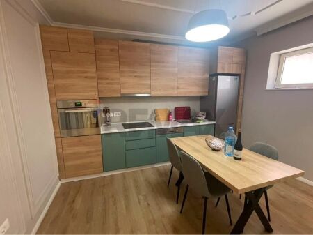 Appartamento 1+1 in affitto in via Ferit Xhajko!