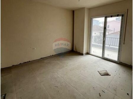 Apartment - For Sale - 5 Maji Street, Tirana