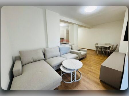 Apartament 1+1 me qira në zonën e Don Boskos, pranë Hotel Ferrari