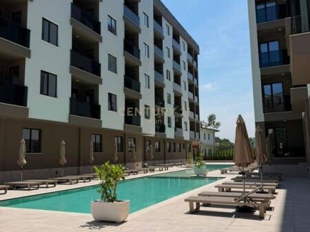 13 APPARTAMENTI 1+1 IN AFFITTO IN UNA RESIDENZA CON PISCINA, PER INVESTIMENTO A MALIN E ROBIT !! 3.450 € /Mese