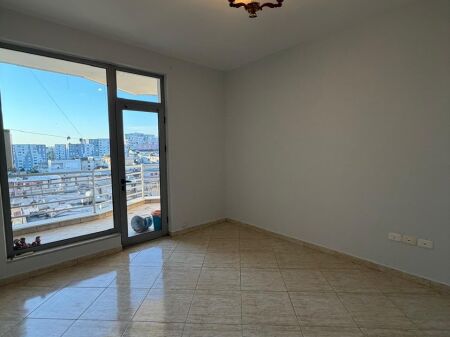 Shitet Apartament 2+1+2 📍në Rrugën e Kavajës (Globi)