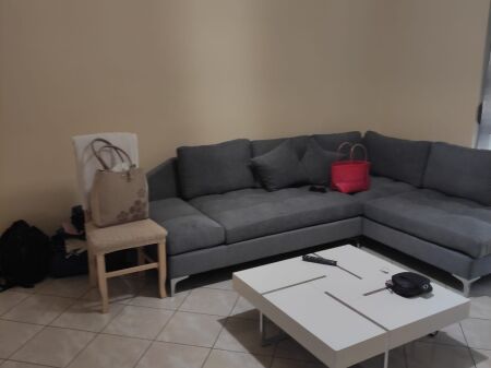 Jepet me qera apartament  1+1 Prane Shkolles  Jeromin De Rada