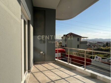 Apartament 1+1 me qera ne Kodra e Diellit, Tirane