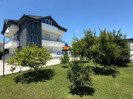JEPET VILE ME QERA 220M2 "LAKNAS" 1500 EURO