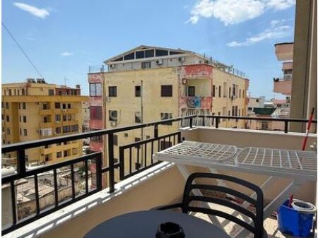 Apartament 1+1 Me Qira në Plazh Iliria, Durrës ! 50 m Larg Detit